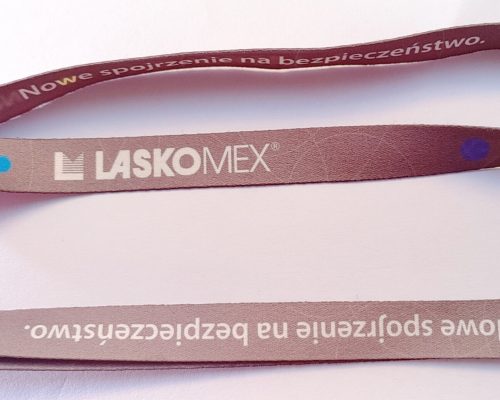 HDR debug info : none AIScene(32)    AC brightness(181.4) bright_enhenced_level(0.0) brightness_shift(1.0) brightness_high_level(219), contrast_enhanced_level(1.0) meanY(189.2) meanU(134.3) meanV(128.1) U_std(14.0) V_std(11.1)  WDR(0,0)SV(3)SGL(0)HGL(0)SGLPU(47)SGLAY(0)AY(196)